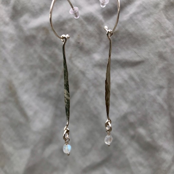 Hammered drop earrings in argentium sterling silver with moonstone // Kinetic sculptural earrings // June birthstone earrings