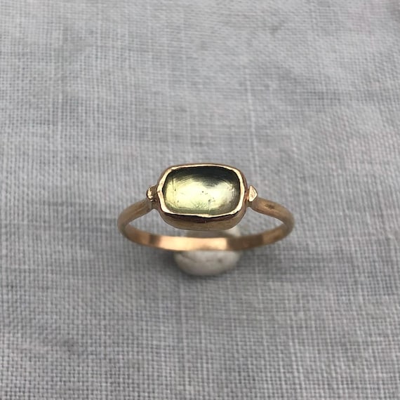 Solid gold green tourmaline ring // U.S. size 6 1/2 // October birthstone ring // Pear green tourmaline ring