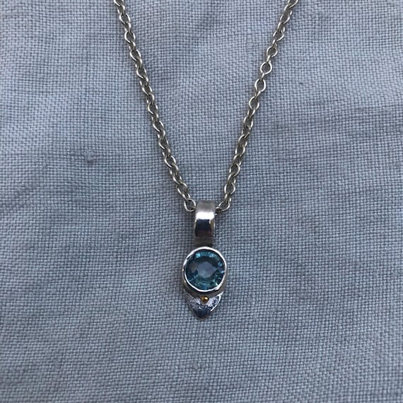 Natural earth-mined sapphire pendant with 24K gold dot in argentium sterling silver