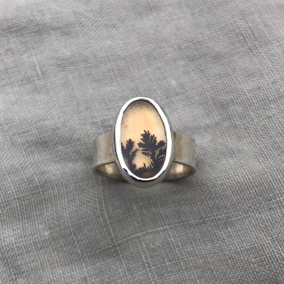 Dendritic agate ring in argentium sterling silver, size 7 1/4