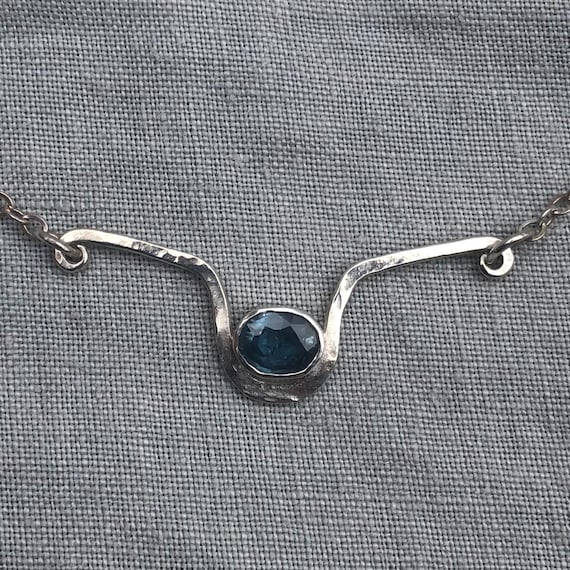 Natural earth-mined sapphire statement necklace in argentium sterling silver // September birthstone necklace