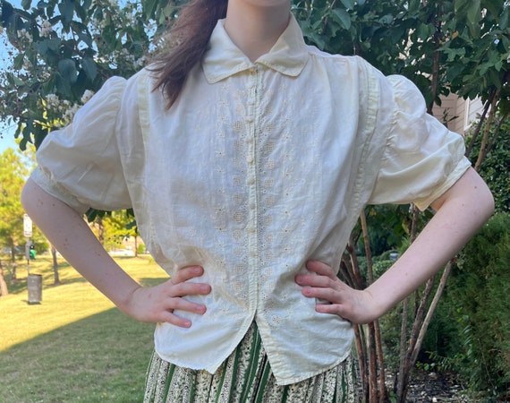 Antique Embroidered Cottagecore Blouse with Puff … - image 1