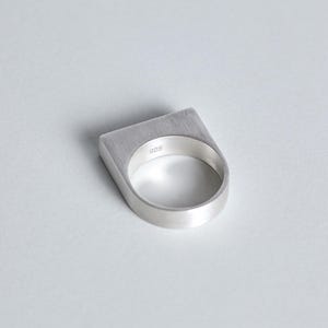 Concrete and Silver Ring – Minimalist Brutalist Statement Ring | Latern