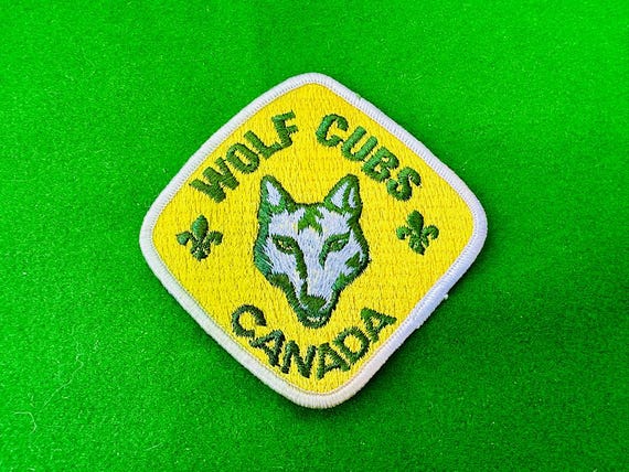 Vintage Wolf Cubs Canada Patch - image 1