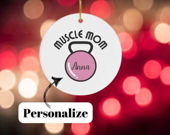 Decorazione natalizia personalizzata a forma di kettlebell, regalo per mamme appassionate di bodybuilding, decorazione in ceramica per Natale.