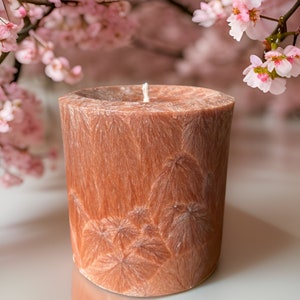 Vela Pilar Rústica de Cera de Palma Sem Perfume, Castanho Claro, Vela Pilar Artesanal, Vela Pilar Decorativa, Vela Pilar Vegana,