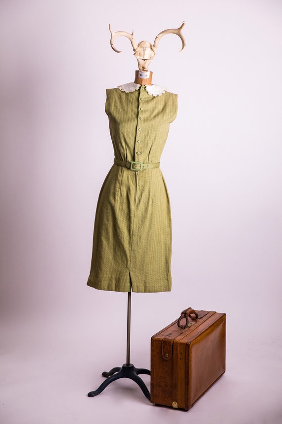 1950s Petite Olive Green Sleeveless Dress