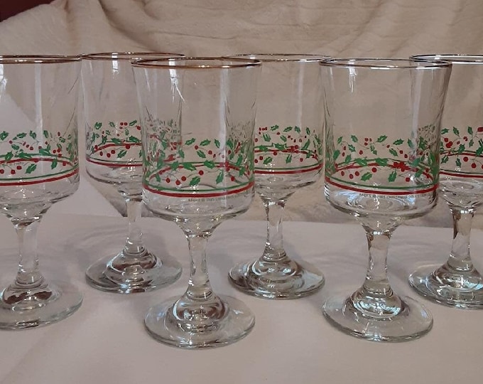 Holly Berry Christmas Wine Glassesset of 6 Arby's Christmas 1980's Holly Berry Stemmed Glasses