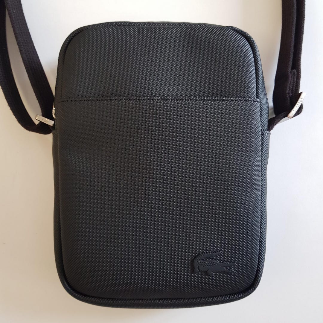 LACOSTE◆ Lenglen Crossbag Black【 残りわずか】 Amazon.com: Lacoste Men's Small Crossover Crossbody Bag