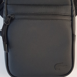 Sacoche Noire Lacoste