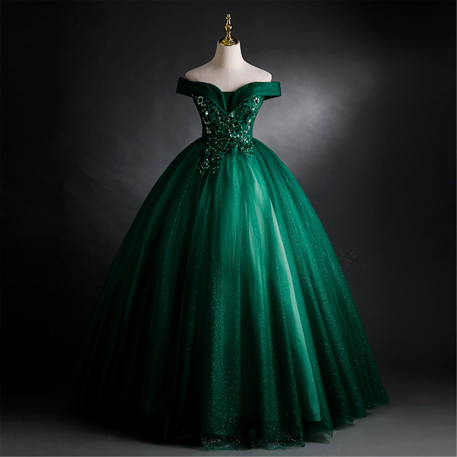 Elegantes Abendkleid Mit Pailletten - Schulterfrei Mit Seitenschlitz