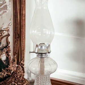 Vintage Lamplight Farms Oil Lamp with Clear Globe