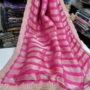 Beautiful  soft kora Khaddi with sabya inspirational border n floral blouse