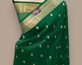 Puro Kora Handloom Banarasi Saree.