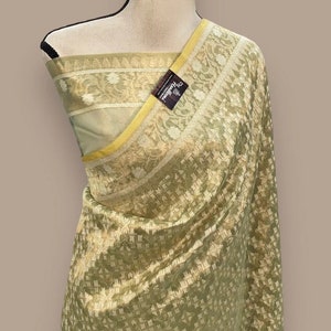 Pure Tissue Reshmi zari Banarasi Saree