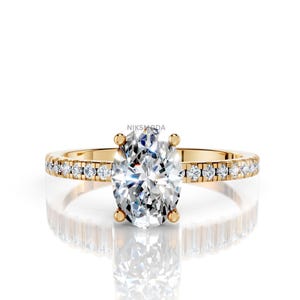 Anillo de compromiso inspirado en Normani y DJ Metcalf / Anillo de diamantes cultivados en laboratorio de talla ovalada de 1 quilates / Oro blanco de 14 quilates / Anillo de diamantes CVD estilo celebridad