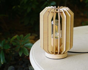 Japanese Style Handcrafted Oak Wood Desk / Table Lamp