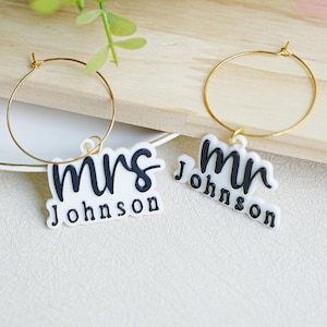 1 Pair New Couple Wine Glass Charms, Cute Mrs Mr Johnson Wedding Wine Glass Decor, Drink Markers Tags, Custom Name Wine Glass Charms Decor