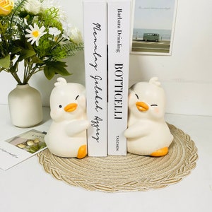 Cartoon Duck Bookends, Lovely Elephant Bookshelf, Duckling Decoration Cute Bookcase, Set Cartoon Bookshelf,Handmade Standing Duck Decoration