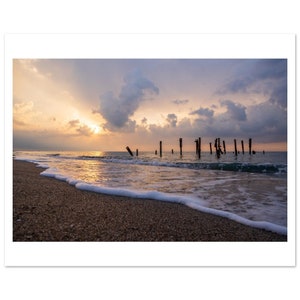 Sunrise Seascape Photography Print – Minimalist Coastal Wall Art (Horizontal)