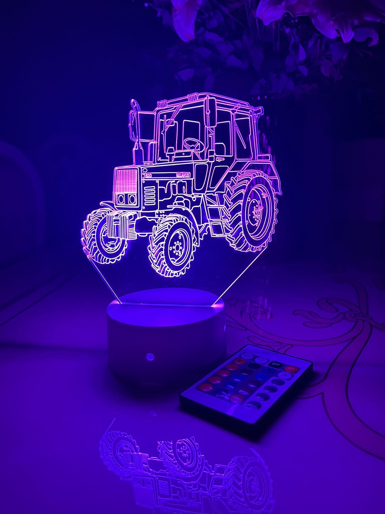 Traktor MTZ 820 3D LED Illusion Lamp 