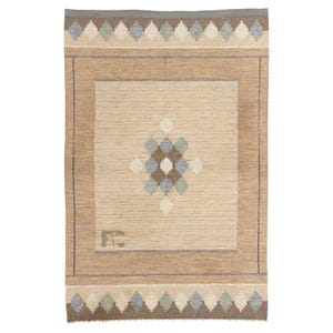 Boho Chic Wool Rug: Vintage Swedish Röllakan Design