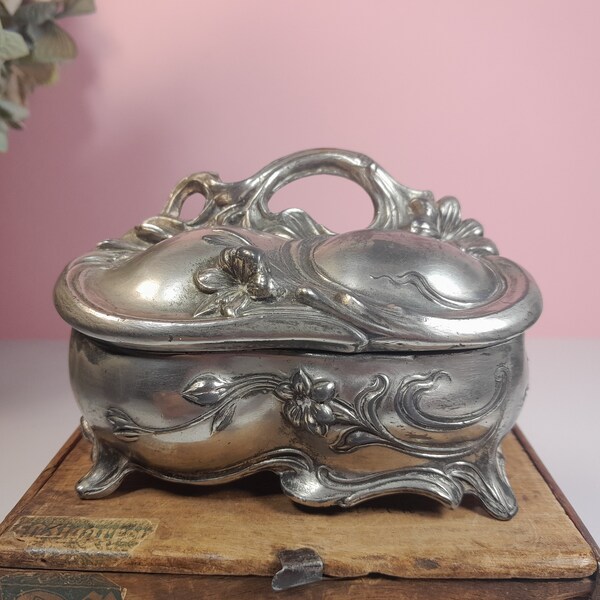 Small silver toned jewellery/ jewelry casket, footed trinket box, J.B, Jennings Brothers