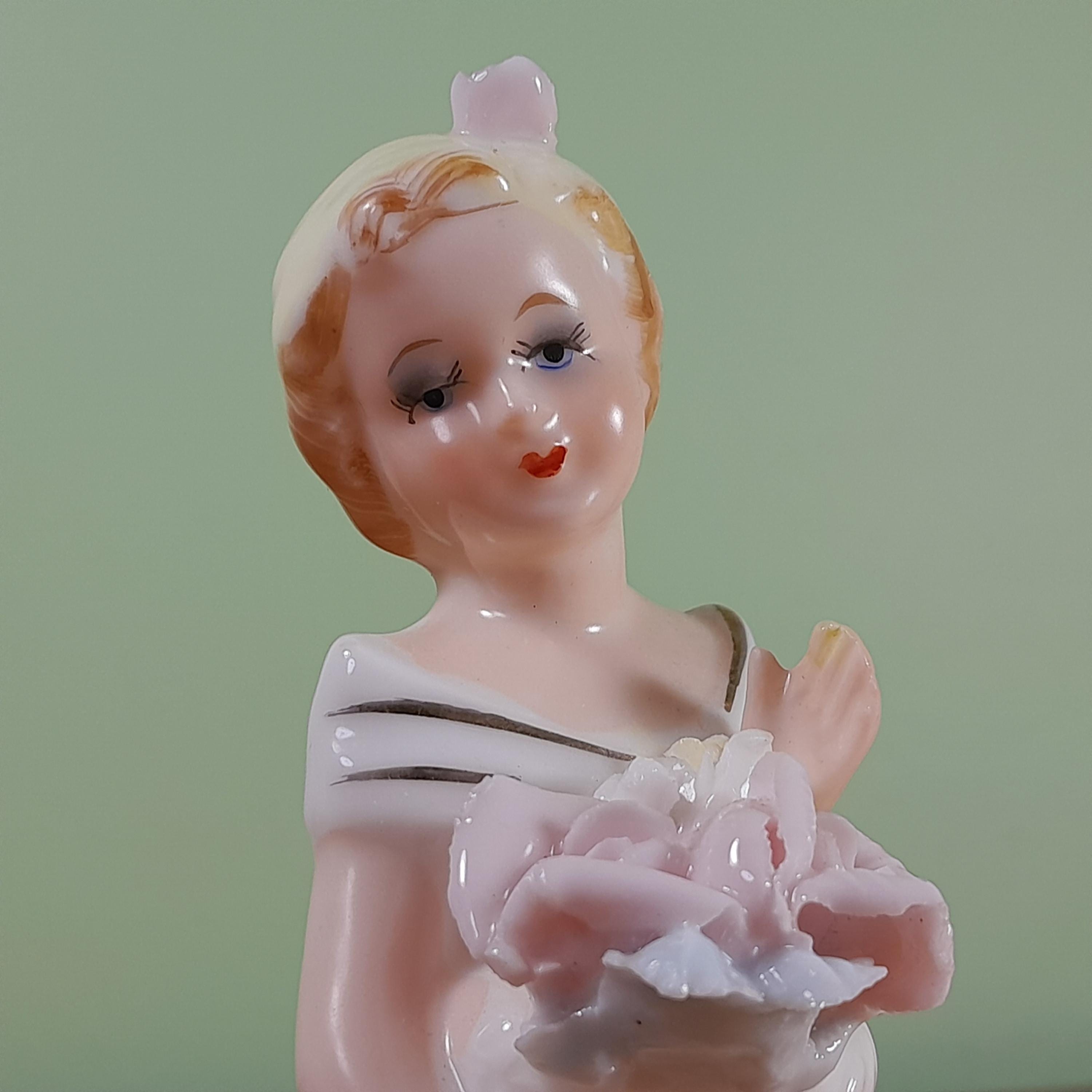 Vintage Girl With Flowers Figurine, Made in Japan - Etsy Hong Kong