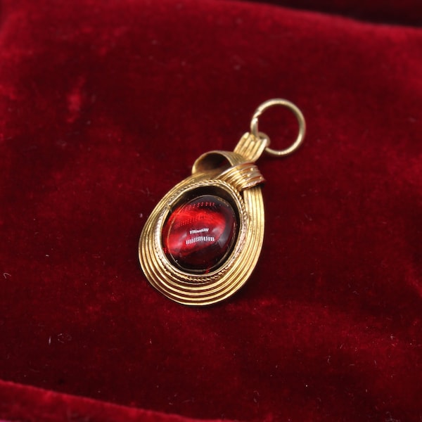 Late Victorian 9ct Gold Cabochon Garnet Pendant – Oval Cut Garnet – Closed Back Setting – Conversion – Woven Design – Antique Jewellery