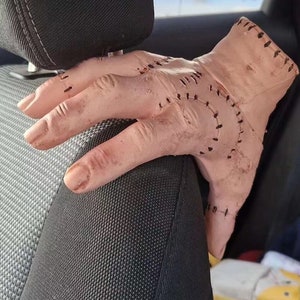 The Thing From Wednesday Statue Resin The Addams Family Sculptures Realistic Scar Hand Collection StatuesHand Props Palm Figurine