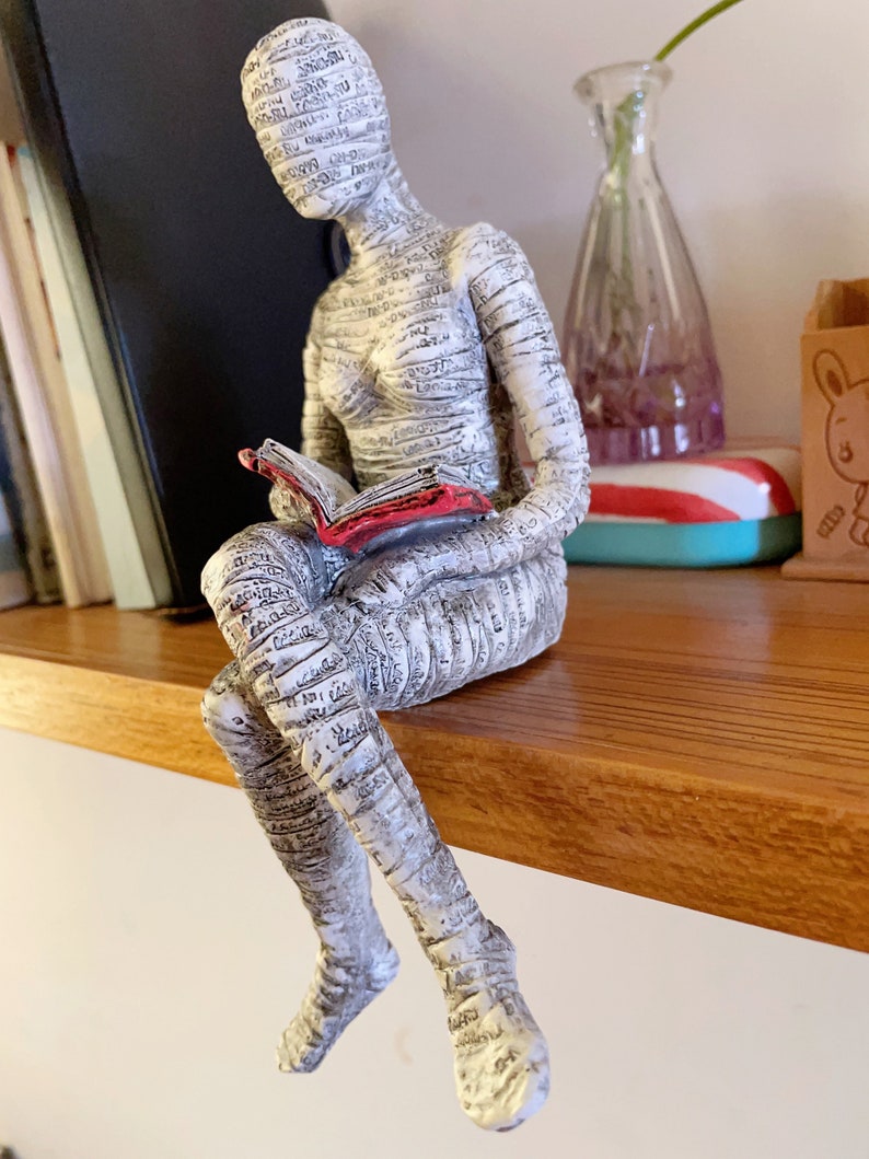 Reading Woman Statue Resin Bookshelf Decor Abstract Woman Sculptures