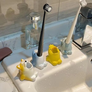 Toothbrush Holder Resin Pen Holder Animal Toothbrush Holder Fairy Dog Figurine Spoon Holder Shark Figurine Duck Statue Toothbrush Container