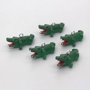 10 pieces of crocodile alligator resin charms for jewelry making