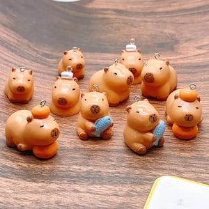 5 pcs of Cute Capybara Charms with Hats and Accessories, Kawaii Animal Pendants for DIY Earrings, Keychains, Jewelry Making