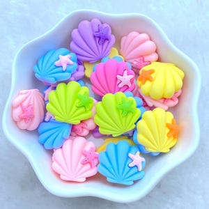 20 pcs of Seashell Cabochon Charms Kawaii Starfish Shell Flatback Resin Charms Pastel Ocean Beach Embellishments for DIY Crafts Jewelry