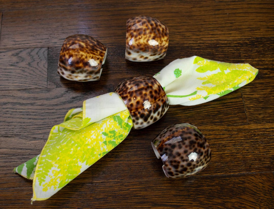 Leopard Cowrely Shell Set of 4 Leopard Cowrie Shell Napkin Rings - Etsy