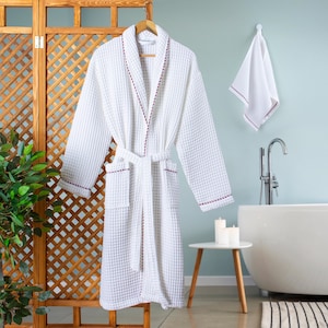 Luxury Waffle Robe for Womens and Mens White, Organic 100% Turkish Cotton, Elegant Waffle Weave Cozy Housecoat, Quick-Dry Soft Bathrobe