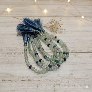 Fluorit-Edelsteinperlen 6 mm handgeschnitzte Melonenform, mehrfarbiger Kristallstrang 8 Zoll, heilende Fluoritkristalle für die Schmuckherstellung