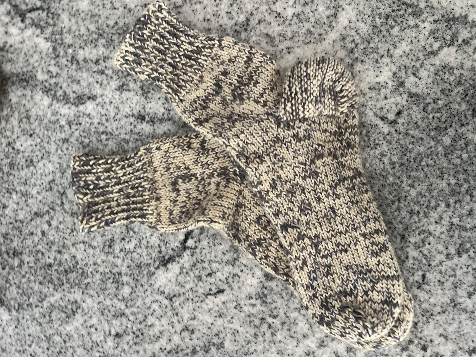 Maroon - Kumaun Hand Knitted Acrylic Woolen Socks - Kids main image 0