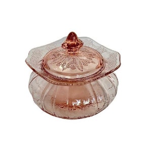 Vintage 1932 Pink Depression Squatty Glass Lidded Candy Trinket Dish by Jeannette "Adam" with a Floral Pattern, MINT Condition