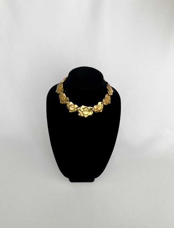 Goldtone Metal Rose 1950s Necklace