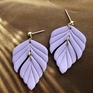 Drop leaf earrings in light violet ombré with  push back ball posts