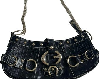GUESS Y2K Black Croc-embossed Shoulder Bag Cyber Grunge Studded Buckle Baguette Moto Biker Bratz Downtown Girl Trashy Chic Edgypunk McBling