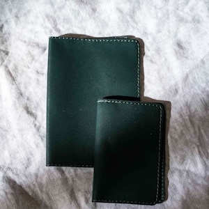 Groene leren paspoorthoes, leren paspoorthouder, paspoortetui, paspoortportemonnee, reiscadeau, reislustcadeau, reizigerscadeau