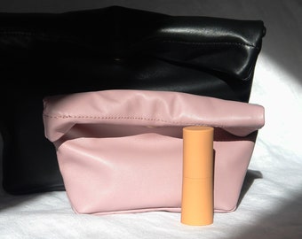 Small makeup bag | makeup organizer | bridesmaid gif | gift for mom | Leather makeup wallet