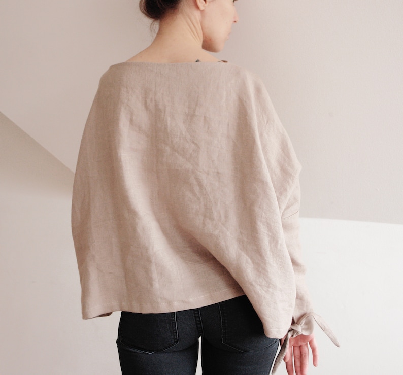 Handmade oversized linen kimono top for women – beige, minimalist, boho-chic style with long sleeves and tie details. Perfect for casual, sustainable, and breathable fashion