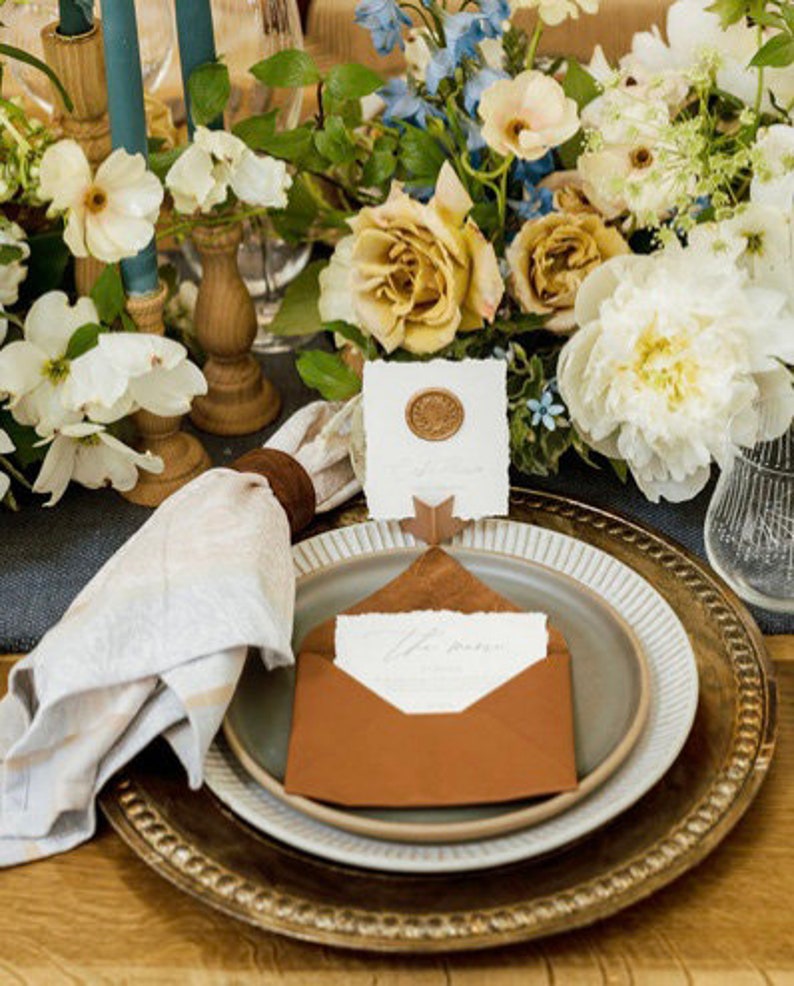 Leather envelopes for wedding invitations Rustic wedding envelopes Birthday envelope Vegetable tanned leather envelope Money gift envelope