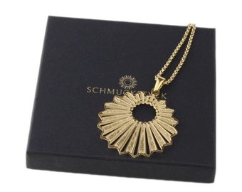 Necklace sun in fine stainless steel - an eye-catcher | piece of jewelry