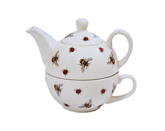 "Handbemaltes ""Biene & Marienkäfer"" Teeservice-Set aus Keramik."