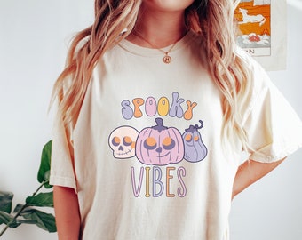 Comfort Colors Spooky Vibes Shirt, Retro Halloween Shirt, Pumpkin Halloween shirt, Retro Fall Shirt, Fall Shirt